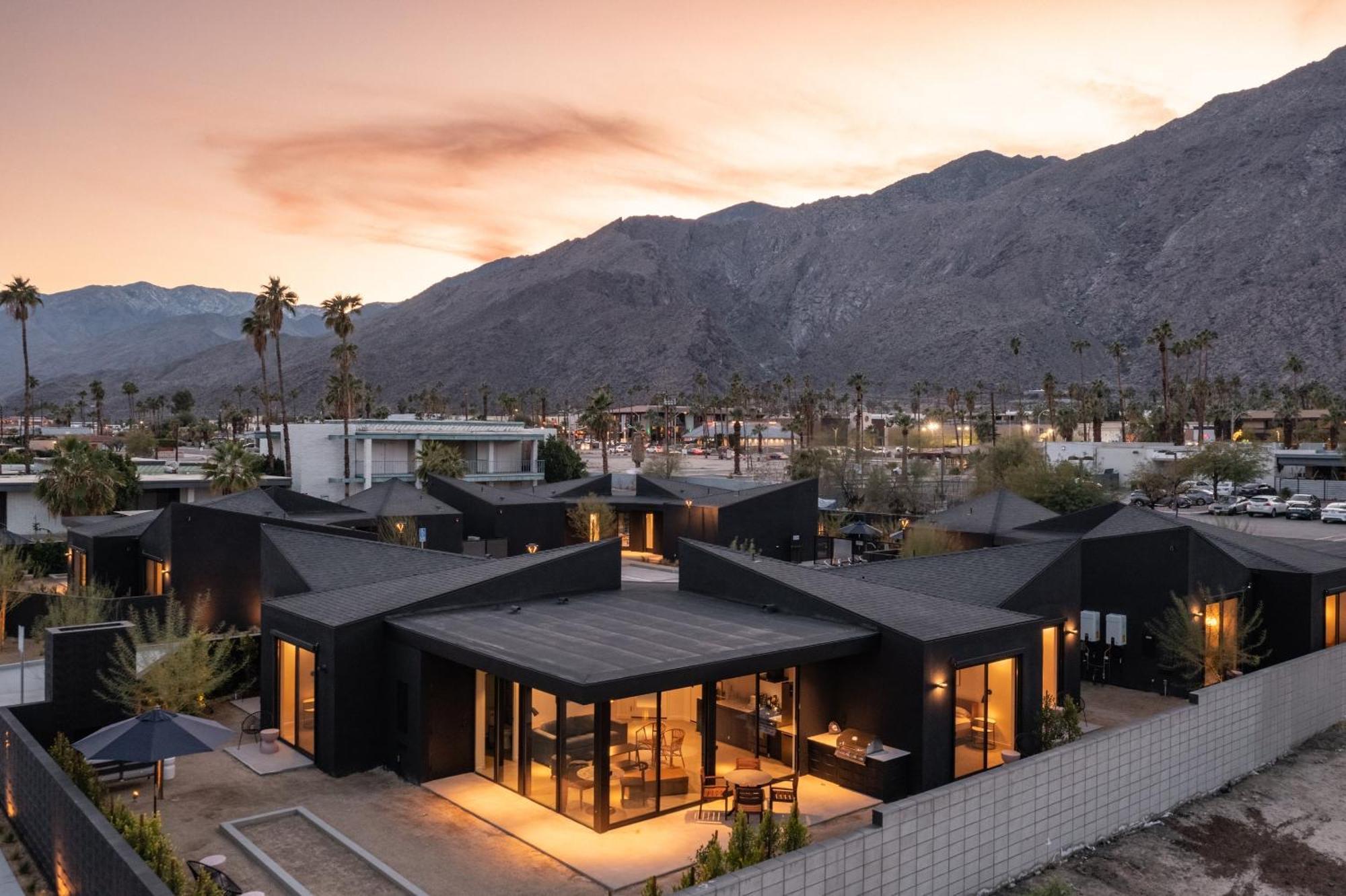 Blackhaus By Avantstay Ada Modern Rooms, Pool & Bbq 棕榈泉 外观 照片