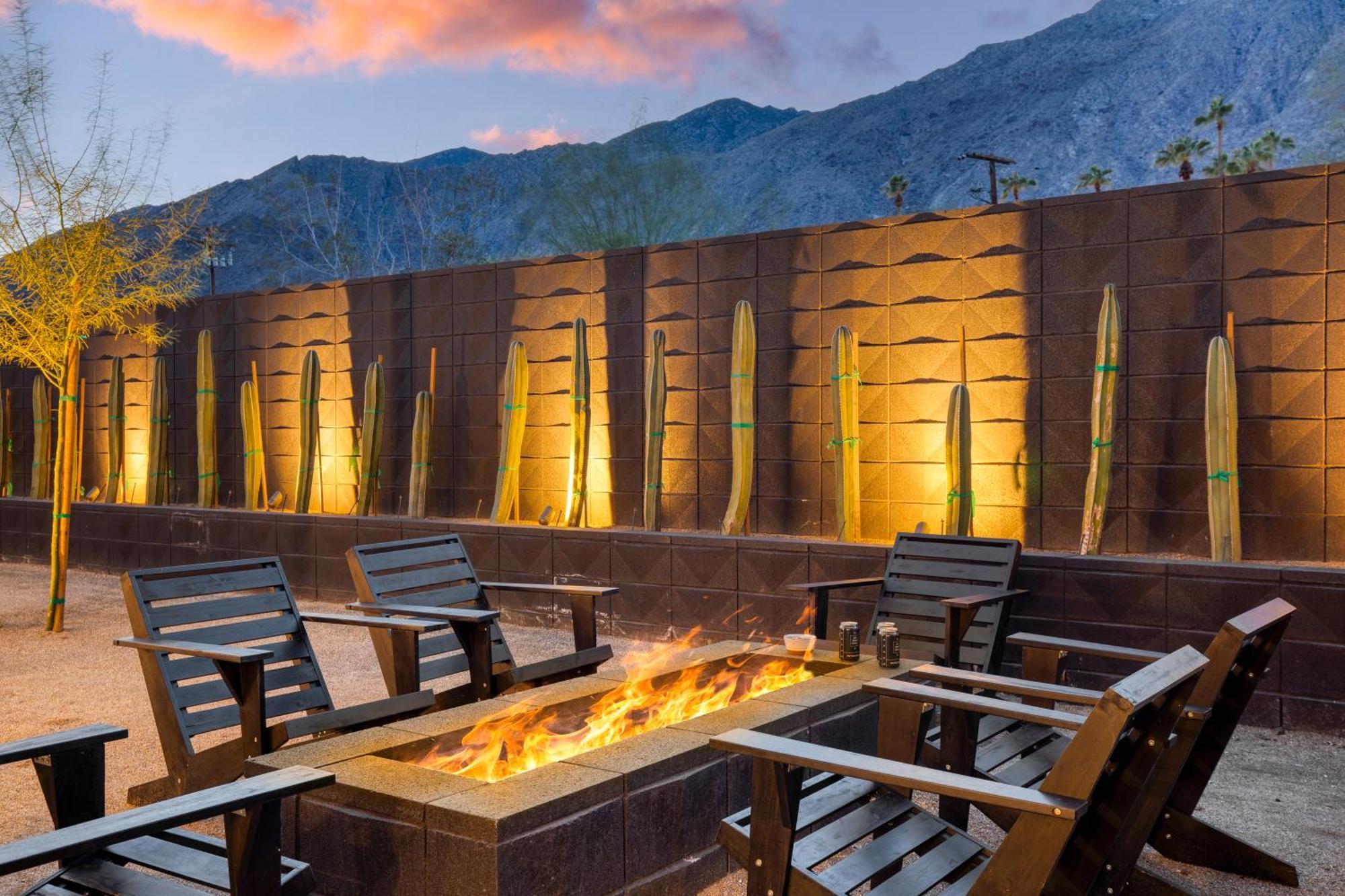 Blackhaus By Avantstay Ada Modern Rooms, Pool & Bbq 棕榈泉 外观 照片